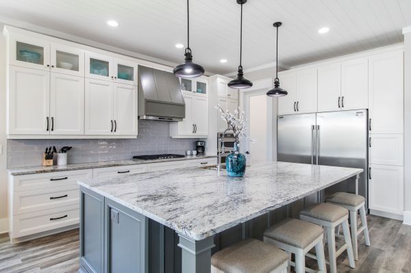 Modern Kitchen Remodeling in Spring Branch